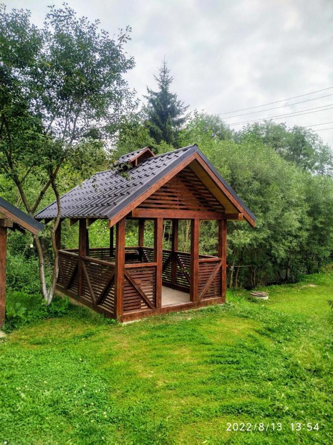 Відпочинковий Комплекс "Alpha Plus" Yablunytsya Eksteriør billede