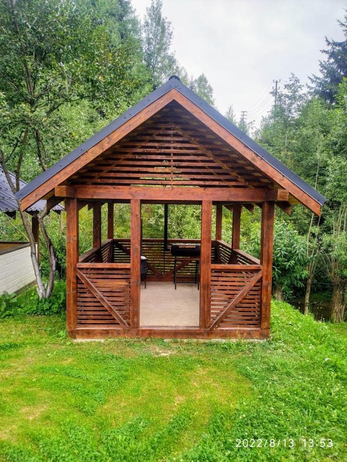 Відпочинковий Комплекс "Alpha Plus" Yablunytsya Eksteriør billede